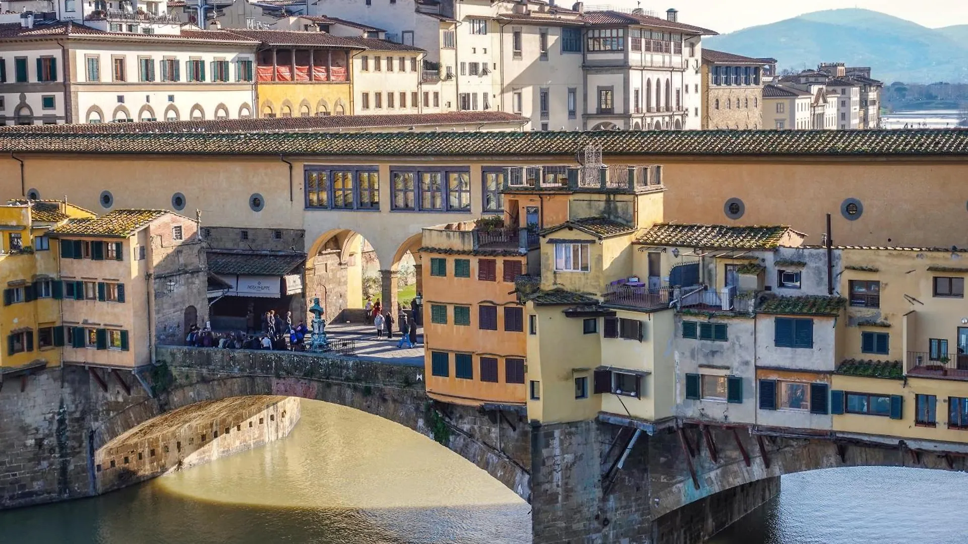 Ponte Vecchio View Luxury Apartment Florence