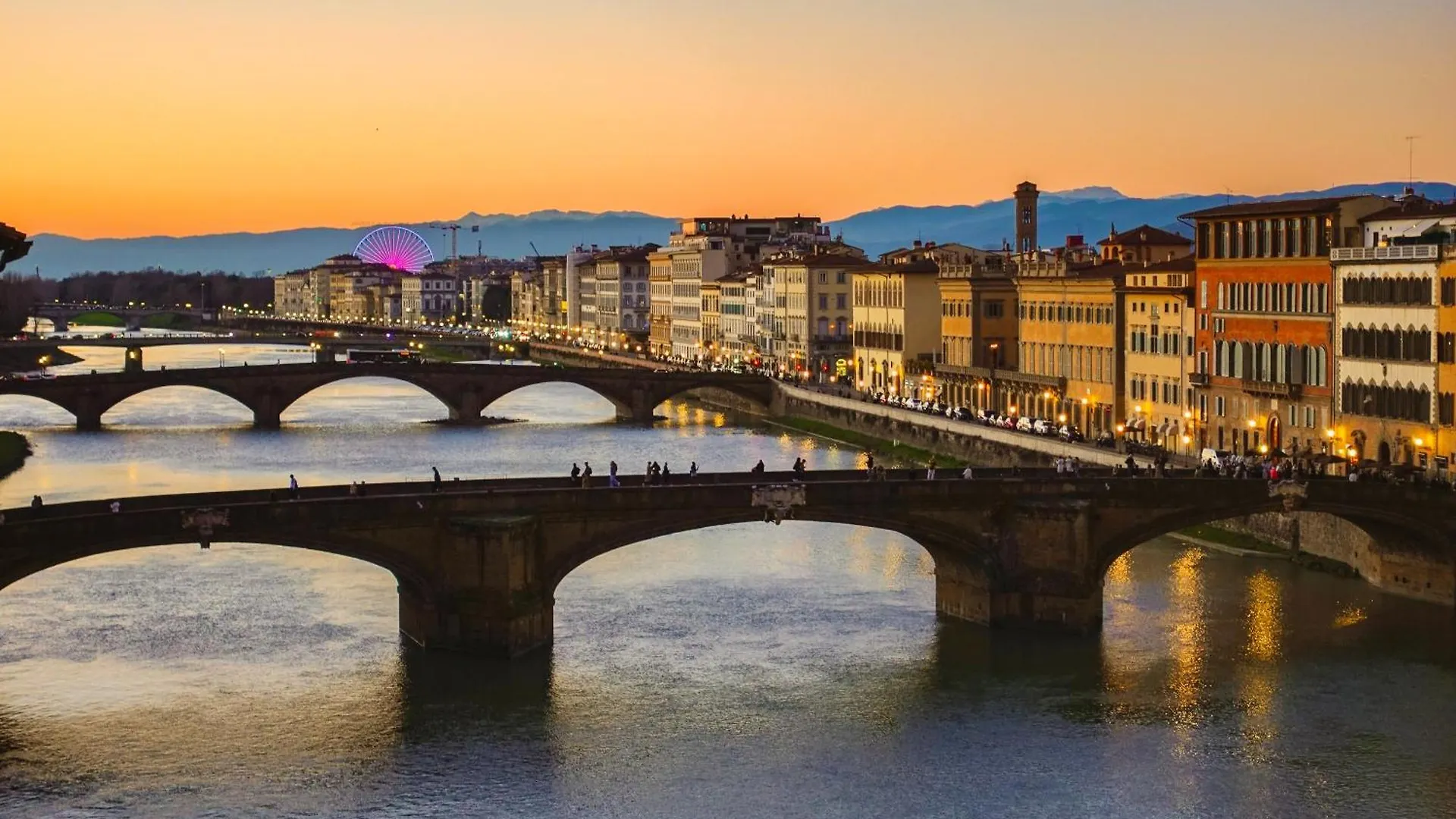 Ponte Vecchio View Luxury Apartment Florence 0*,