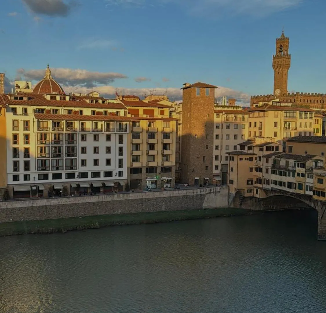 Ponte Vecchio View Luxury Apartment Florencia